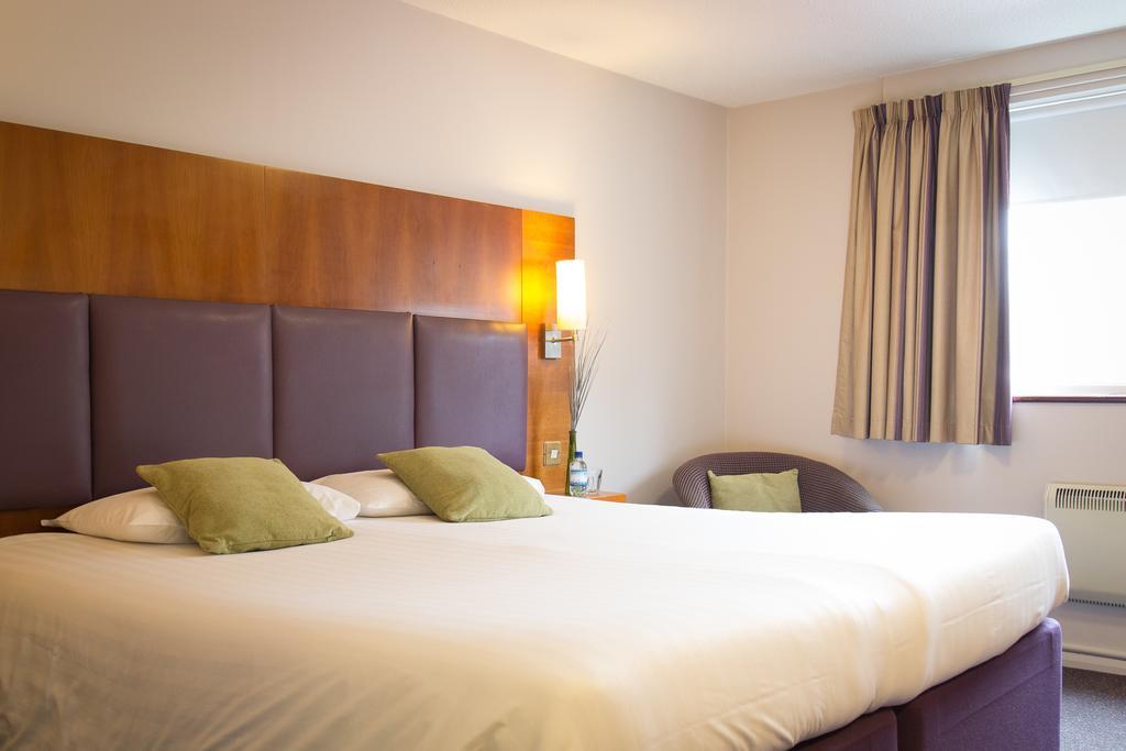 Hello Hotel スウィントン エクステリア 写真