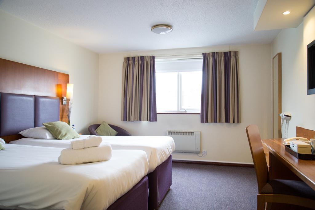 Hello Hotel スウィントン エクステリア 写真
